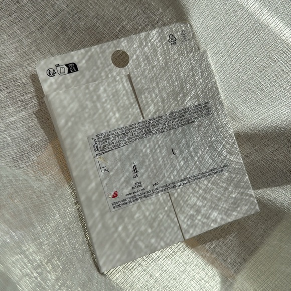 Zara Gold Hoop Earrings - Picture 5 of 11